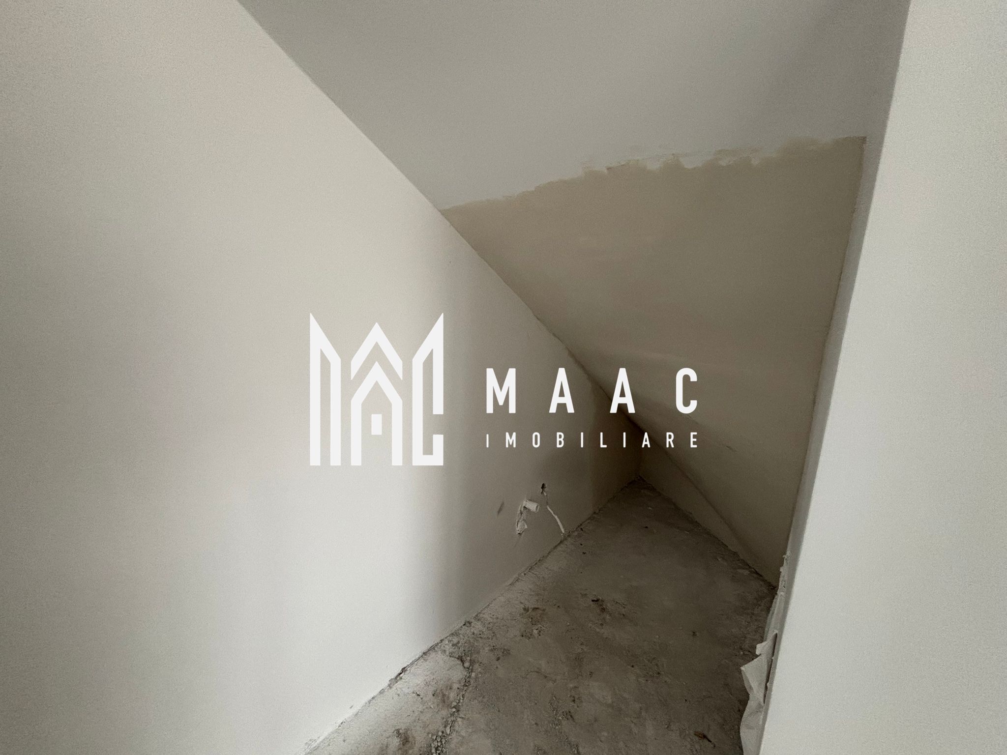 Casa Quadruplex | 3 Camere | 82MPU | Curte 170MP | Balcon — fotografia 5