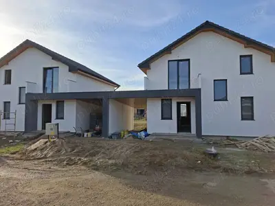Vand casa tip P+M Martinesti