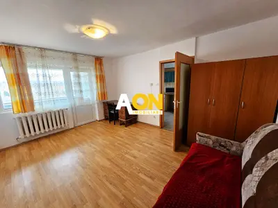 Garsoniera decomandata, 33 mp utili, cu balcon, cu vedere spre Parc