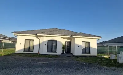 Vand casa Martinesti