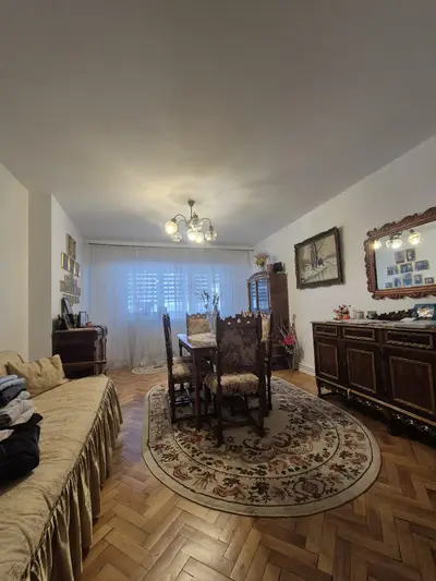 Apartament 3 camere—ULTRACENTRAL, 76 mp utili, compartimentare deosebită