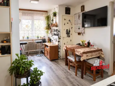 De vânzare apartament cu 3 camere în Tg Mureș - Tudor