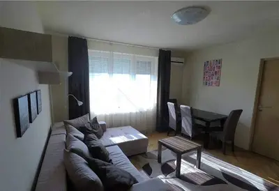 Apartament 2 cam. ultracentral - 430 eur