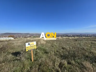 Teren 660mp Intravilan cu Utilitati, Sub Padure
