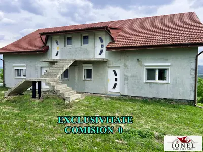 Casa 1/2 duplex de vanzare in Teius