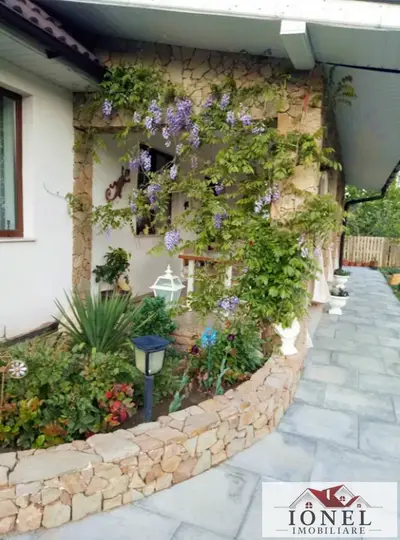 Casa de vanzare in Sard