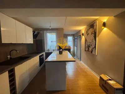 2 Camere decomandate, Casa, Parcare, Curte, Intre Lacuri, FSEGA,Iulius