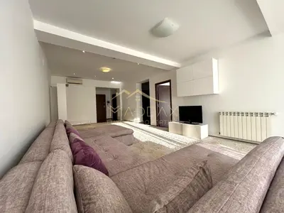 3 camere // 140mp // parcare si boxa // parc Herastrau // cartier Francez
