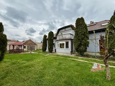 De vânzare casă singur în curte în Mureș - Dâmb