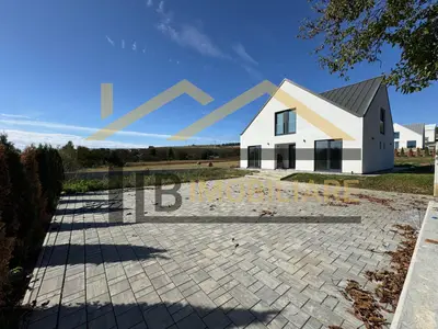Casa individuala 4 camere, 181 mp utili, teren 822mp, zona Unirii