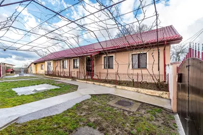 Casă în Vinga – restaurată Integral 2025 | 3 camere | utilități