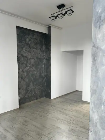 Apartament 2 camere De inchiriat zona magheru piata romana