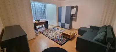 Ofer spre inchiriere apartament cu 2 camere
