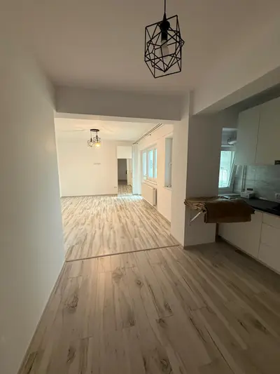 Apartament 2 camere, Zona Zamca