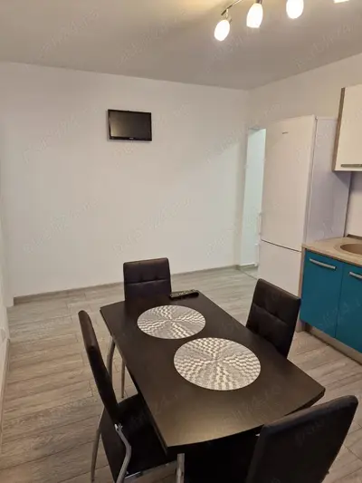 Vanzare Apartament 3 camere renovat & mobilat