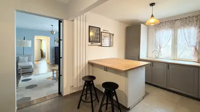Apartament cu 3 camere / zona Gheorghe Lazar