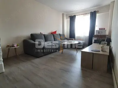 Apartament 2 camere cu balcon generos și vedere superbă către munți