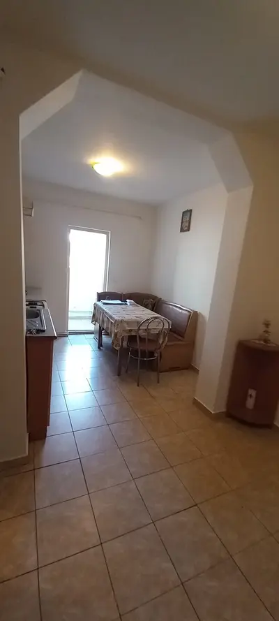 Apartament 2 dormitoare, parter, 50,20 mp utili, mobilat și utilat – Str. Porolissum