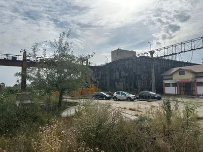 Platformă Industrială cu Cale Ferată si Infrastructură Completă