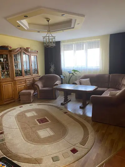 Apartament 3 camere, Zona Centru