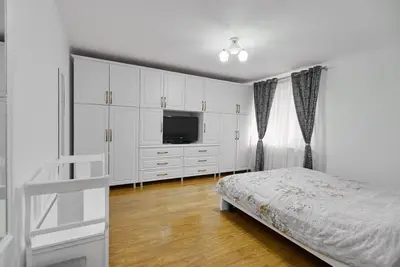 Casa P+ 1+ teren 507 mp cu vecin padurea Pitesti