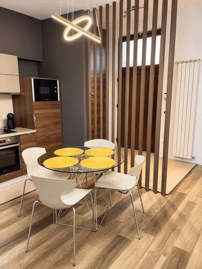 Apartament 3 camere | 77 mp | Intrare separată | Zona Lipovei – Iulius