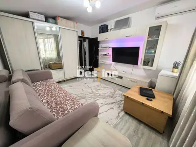 Apartament 2 camere decomandat 49 mp + balcon
