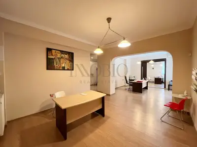 Apartament elegant cu 3 camere și cameră de serviciu | Ultracentral