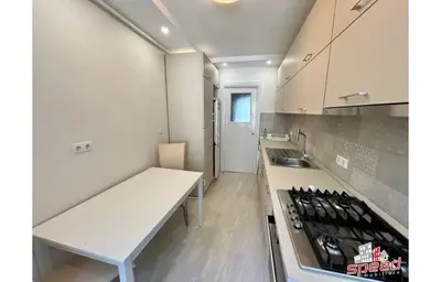 De închiriat apartament cu 4 camere în Tg Mureș - 7 Noiembrie