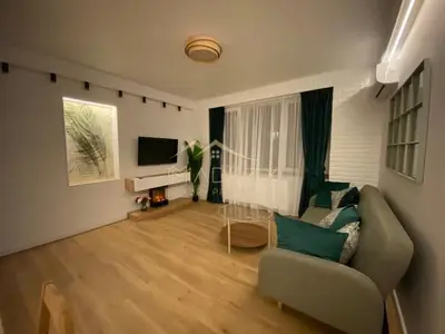 Ultra-central Premium | 2 camere Sala Palatului | Proaspăt renovat |Mobilat NOU