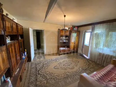 Apartament 2 camere semidecomandat spatios 56mp Rovine MOL