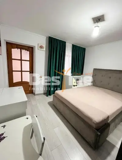 De vânzare casa Palas
