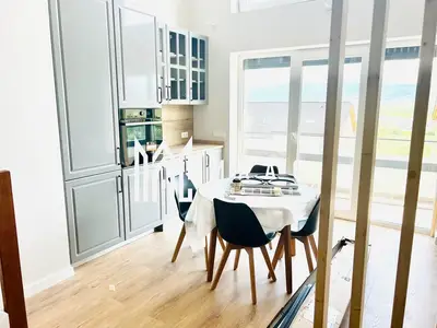 Apartament 4 camere | 100 MPU | La Cheie |  Cartier reziential