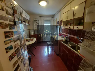 Apartament 3 Camere, De Vânzare, Etaj 2/4, Plus  Garaj, Tudor