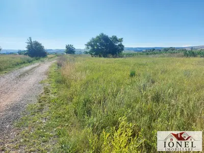 Vanzare teren intravilan in Alba Iulia-Partos