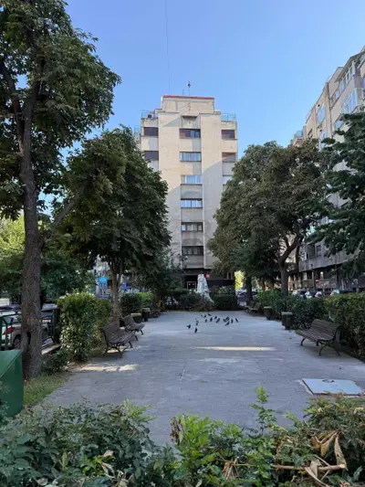 Apartament 3 Camere | 94mp2 | Boxă | Piața Romană