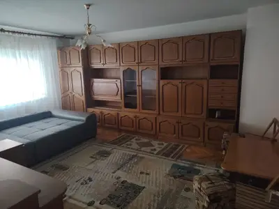 BRASADAS vinde ap 3 cam la PARTER in Carpați 2.