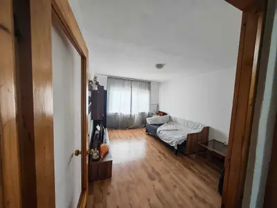 Garsoniera, 32 mp, Nufarul  Oradea. 62 000 E. Comision 0