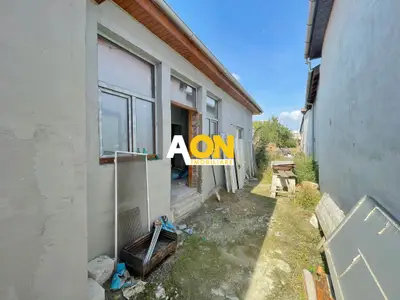Casa 3 camere la gri, 122 mp + anexa 50 mp la rosu