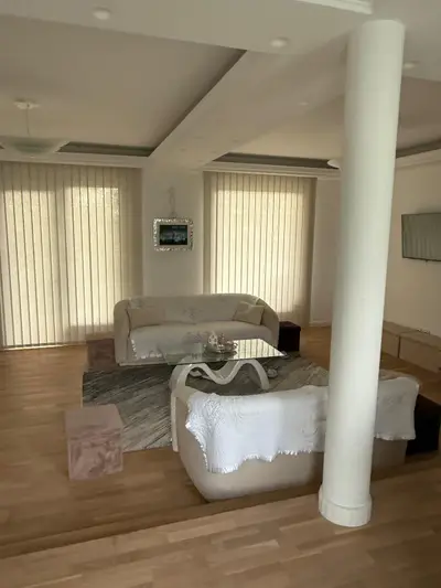 Casa 4 camere, Zona Mitocu Dragomirnei