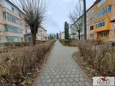 Apartament trei camere de vanzare in Cugir