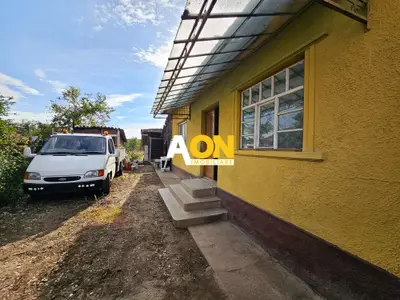 Oportunitate de investiție! 740 mp teren cu casa demolabila, Cetate