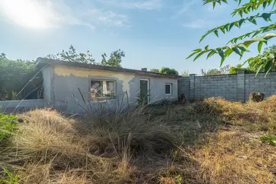 Casa 2 camere + Anexe - teren 648 mp - Alfa - COMISION 0