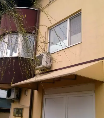 Casa/Vila/Spatiu comercial  Rahova-Sos.Salaj