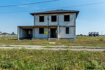 Vilă cu 5 camere | teren 1000 mp | cartier San Paolo (lângă Westfield)