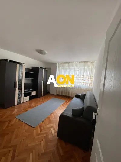 Apartament 2 camere, etaj 2, zona Hotel Cetate