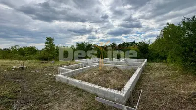 Teren intravilan cu fundatie - Strada Dimitrie Cantemir