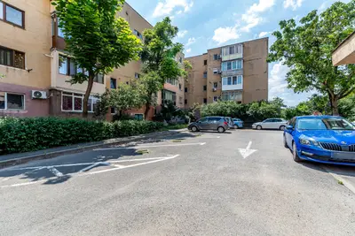 REZERVAT! Apartament 3 camere în Vlaicu (zona Agora Mall) – etaj 2/4