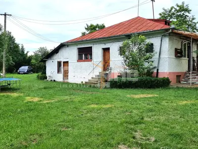Casa din Caramida + 4000 mp teren  central Drajna Ogretin!