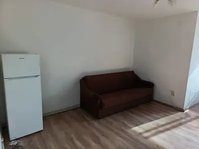 Garsonieră spațioasă de închiriat | 30 mp | Etaj 3